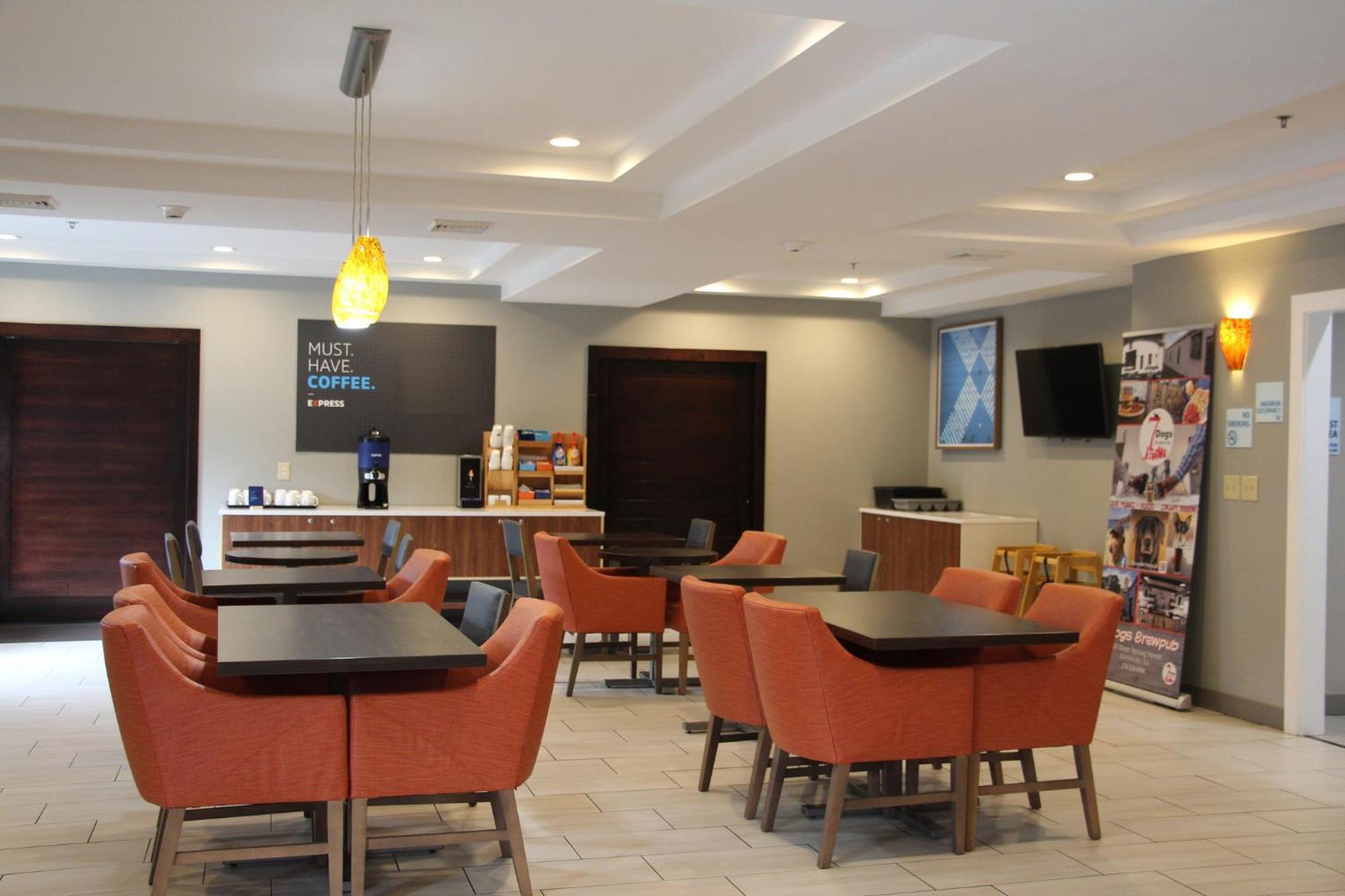 Holiday Inn Express & Suites Wytheville, An Ihg Hotel Εξωτερικό φωτογραφία