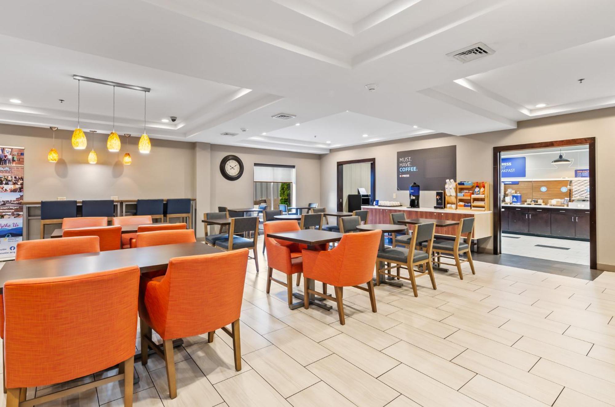 Holiday Inn Express & Suites Wytheville, An Ihg Hotel Εξωτερικό φωτογραφία